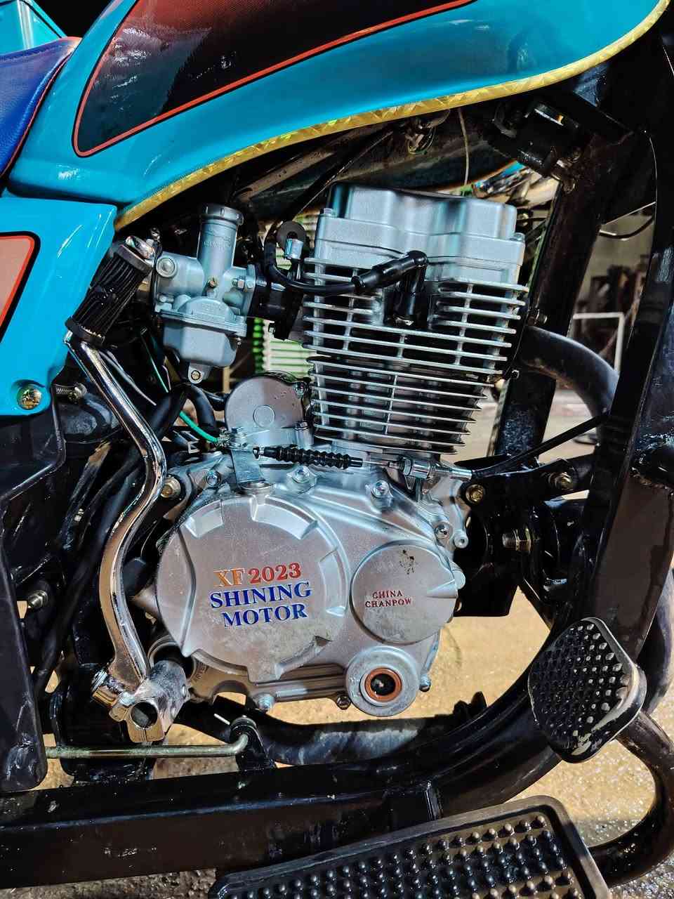 ياالله ستوتة صقر للبيع موديل 23 زيرو صارله شهر من نزلتها بعدها جديدة ما ماشية زيرو مال مصطفى وكلشي ما بيها أوراق اصولية تترقم السعر 2800 وبيها مجال حك الجية العنوان الشعب قرب النادي العربي الرقم ***********
