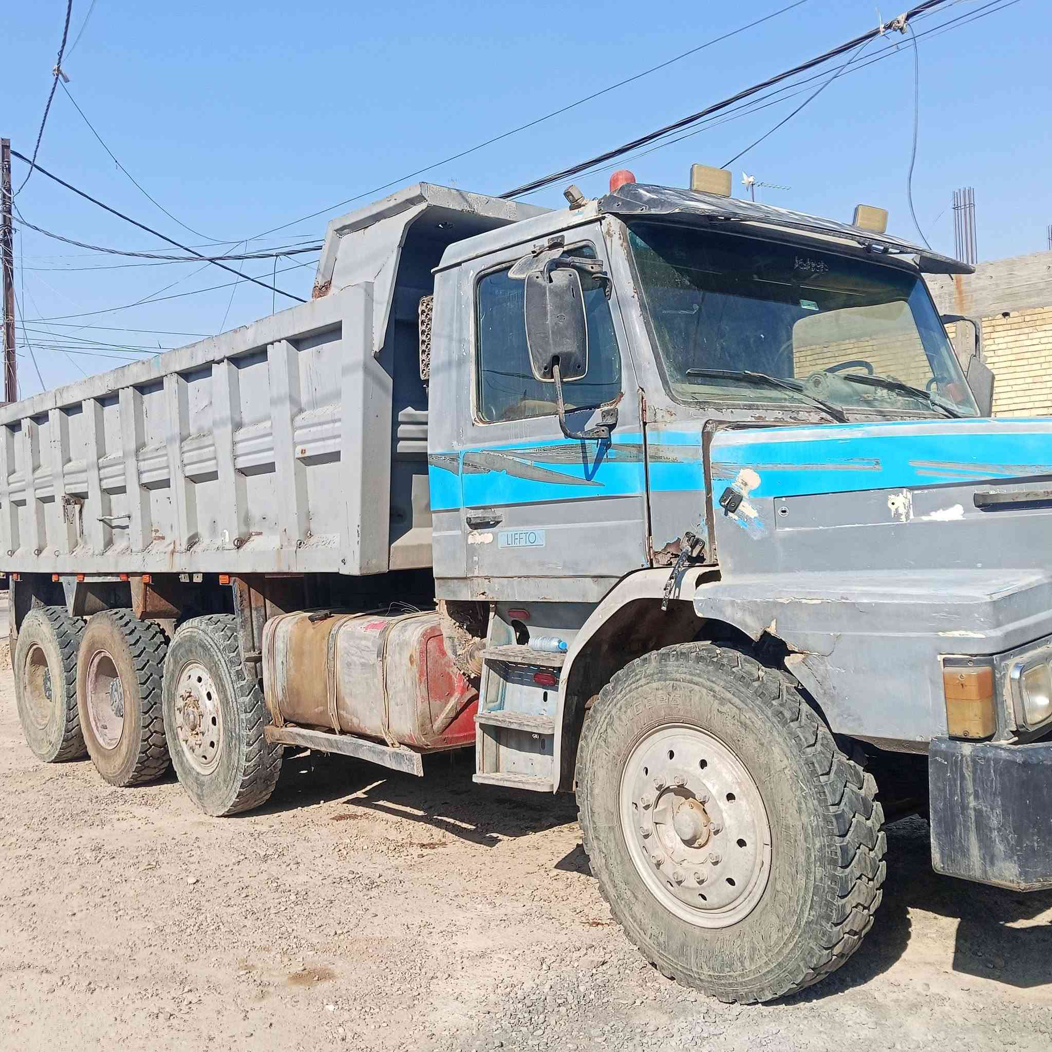 اسكانيه موديل ٨٦رقم ديالى إنكليزي شرط التحويل السيارة بغداد كير مكينه اكسل تخم تاير شاصي خير من الله جاهز للعمل السعر 220 هاتف ***********
