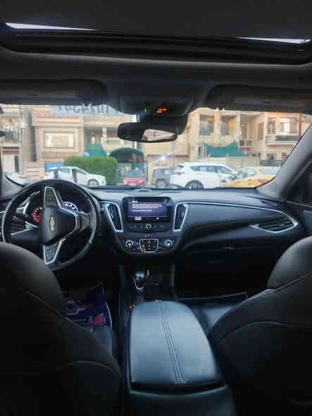 السلام عليكم
ماليبو بلاك اديشن موديل 2023 
 فئة الفول مواصفات 1/1 بريمير 
محرك 1500 توربو 
ماشيه 55  ماشيه فقط 1000 بالعراق دخول جديد 
ويل 19 

المواصفات

تشغيل عن بعد 
كيج إلكتروني +شاشة إعدادات 
سستم سماعات من ( Bose ) صوت عالمي
حساس دهن السيارة 
شاشة كبيرة
بصمه
بانوراما
قيادة شبة ذاتيه
تحديد مسار
مثبت سرعه 
نظام أوامر صوتيه
رادار داتاشو بالدشبول تفاعلي
تحديد بعد مسافة الرادار الأمامي 
مقاعد خزن 3 وضعيات + خزن مرايات جانبية
مقاعد جلد كهرباء السائق والراكب
مقاعد تدفئة + تبريد 
ستيرن تدفئة
مرايه وسطيه تعتيم
مري جانبيه ( قلاب )
كامرة دوارة
اوتو ستوب 
تبريد قطعتين + مناخ منفصل + شاشة إلكتروني 
أناره محيطيه بلادي + اضاءه داخل يدات الأبواب 
منافذ طاقة وشحن امامي وخلفي 
بث واي فاي داخل السيارة 
نظام نافيكيشن ( ملاحة )
4 جامات اوتو 
ابل كاري بلي اوتو
سترين فول تحكمات
داخل صاج جوزي
بورد كهرباء خلفي

السياره بدون قطره صبغ كلها بلادية فقط دعامية مبدلة وبعدني مصابغها 

رقم بغداد معوقين تجيك وكالة جاهزه والمعوق ولد طيب بيتهم بالدوره السعر 145  مكان  السياره بغداد حي العامل خلف هايبر ماركت للاستفسار ***********
