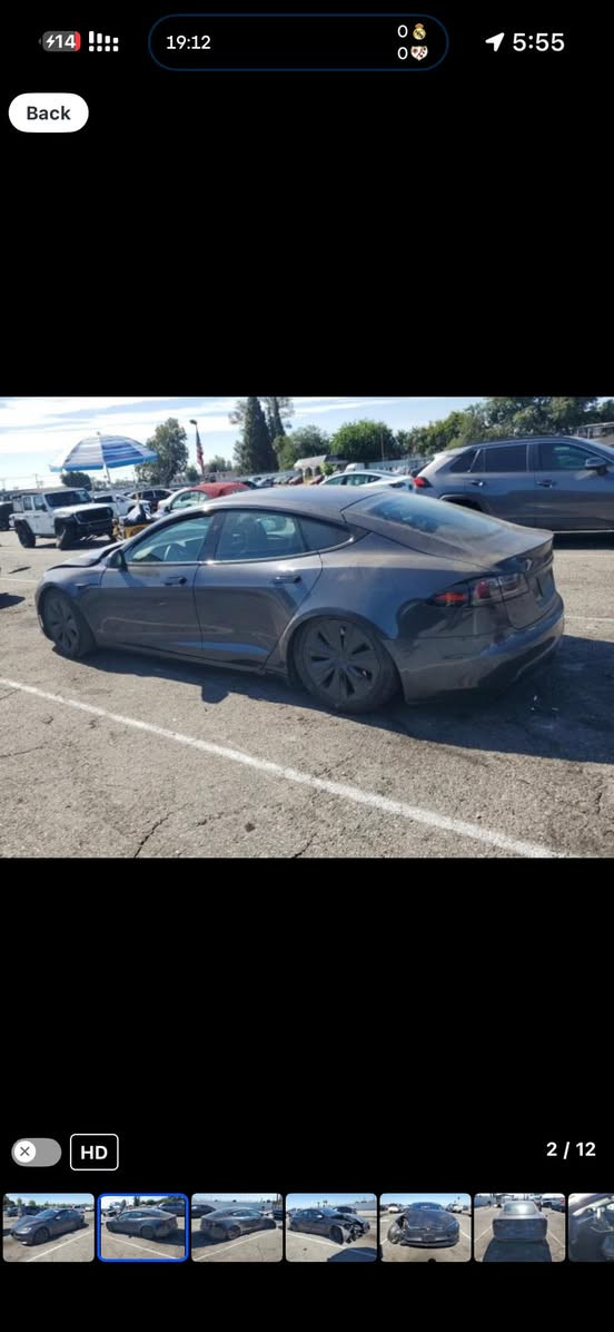 السلام عليكم عندي تسلا اس واصلة با ام قصر ابيع خارج الميناء على وضعها
الي يشتري هيج يتصل رجاءا
***********
