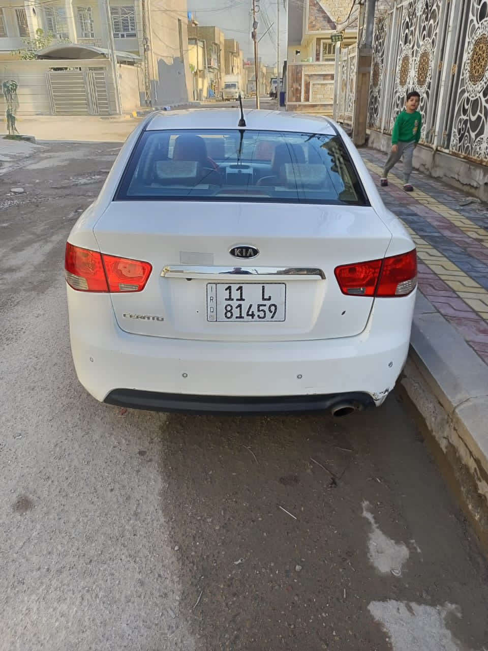 سلام عليكم من رخصه الأدمن كيه سيراتو 2013 خليجي محرك 1600 دوش بأسمي كير ومحرك مكفول كشر لسياره مكفول من اي صبغ بيه فقط حالوب بصيط مكان السياره البلديات شارع المصرف السعر 114 رقم الهاتف ***********
