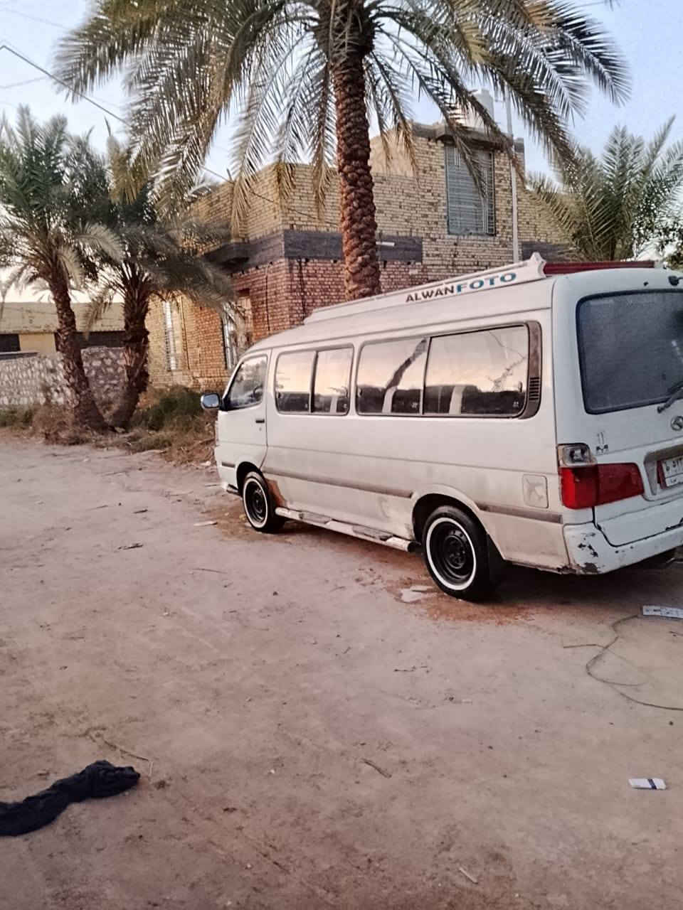 تفاصيل جوه بصوره
