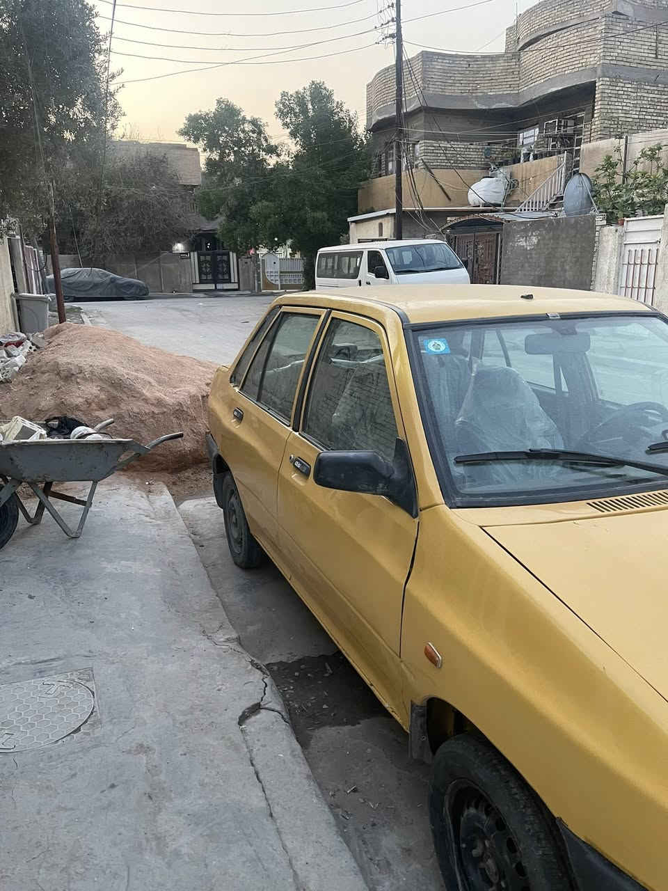 السلام عليكم سايبا2009 سياره خير من الله.
١-تخم تاير جديد
٢-شواصي مكفوله
٣-دوشمه
٤-تحويل ثاني يوم
تجي تكلب براحتك الهيئة٢ شهرين بس
غرامات ما عليها
السعر٢٢ ورقه وبيها مجال 
***********
