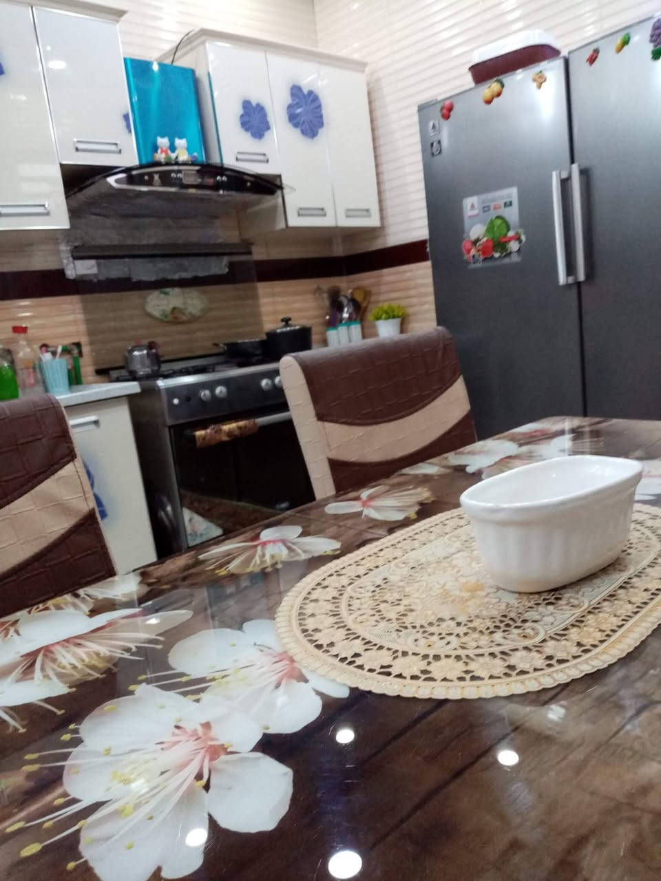 ميز يصغر ويتكبر ب120 حي السلام الميز جدا جديد نظافه 100٪ الكراسي نظافه 80٪


**إذا كنت صاحب هذا الإعلان وتريد حذفه لأي سبب، رجاءا أرسل رسالة إلى الدعم الفني**