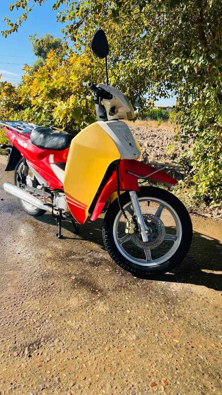 سلام عليكم للبيع ماطور سرفيز بلادي مكفول كرهبايات كلها شغاله نكره سلف دبلات امامي خلفي   كله شغال تخم تاير جديد محركه بلادي السعر 450وبيه مجال للستفسار ***********
