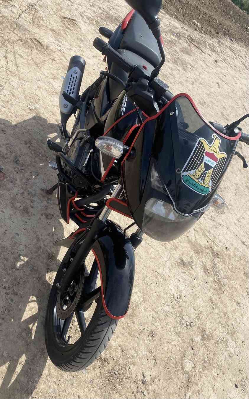 سلام وعليكم شباب دراجه بولسر نيون  150موديل 20/21 دراجه اوراق اصوليه داخله كمرك ماشيه 40الف ومستعجل على بيعته ولي يريد خلي يراسلني او يتصل (***********) السعر مليون وميتين وبيه مجال  1200
