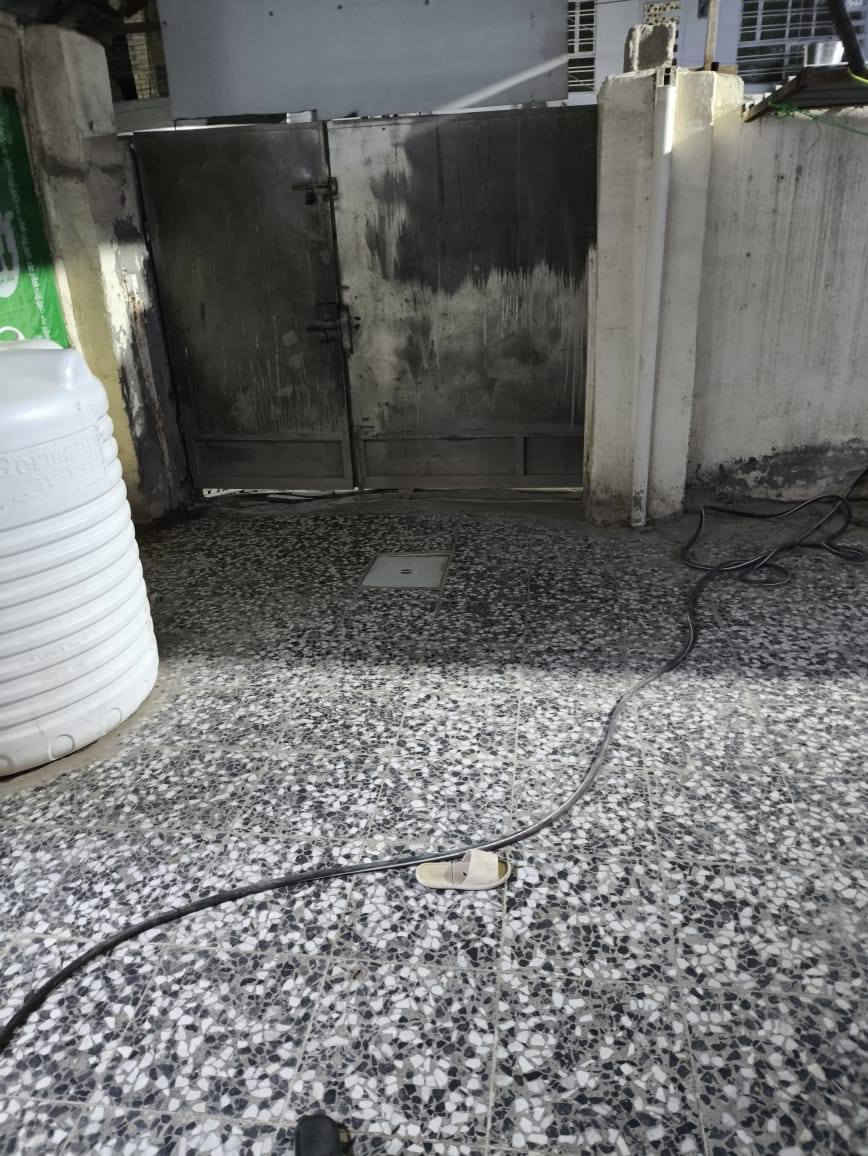 بيت طابقين للبيع طابو صرف ٢٠٠ متر يم مكتب رياض غالي ***********
***********
