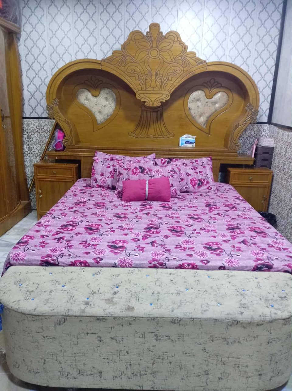 مليون وبي مجال قليل
ملاحضه المرايه سويناها مابيها ايضرر


**إذا كنت صاحب هذا الإعلان وتريد حذفه لأي سبب، رجاءا أرسل رسالة إلى الدعم الفني**