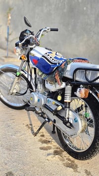 نامه شلامجه للبيع اوراق اصولي وكيلها نوار الباشا مامفتوحه وهذا رقمي077...