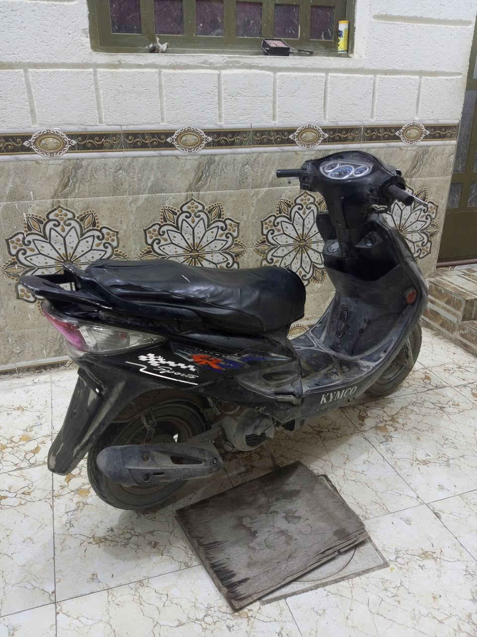 السلام عليكم
كامكو g4 لبيع 
كله شغاله كهربائيات 
بس.كايمه 
السعر 425  
مكان الهوير


**إذا كنت صاحب هذا الإعلان وتريد حذفه لأي سبب، رجاءا أرسل رسالة إلى الدعم الفني**