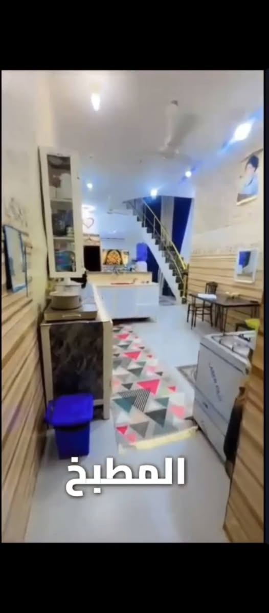 باسمي تحويل مباشر 
🔥 دار للبيع  موقع مميز  في الكوت حي الإمام الرضا ع🔥
قرب سارع 30

🏡 مساحة 100 متر (5×20)
📜 طابو صرف – تحويل مباشر
🏗️ بناء حديث 2021

📍 موقع مميز مقابل  #ساحه #حديقه وشارع هادئ 

🔹 الطابق الأول:
✔️ استقبال
✔️ هول
✔️ مطبخ
✔️ غرفة نوم
✔️ صحيات عدد 2
✔️ مناور عدد 2 

🔹 الطابق الثاني:
✔️ غرف نوم عدد 2 
✔️ صحية عدد 1
✔️ احد غرف النوم سويت متكامل

✅ ماء وكهرباء 
✅تبليط وارصفه
✅ نت ضوئي
✅ جاهز للسكن مباشرة
📞 للاستفسار والمعاينة مراسلة الخاص أو الاتصال مباشرة ***********
