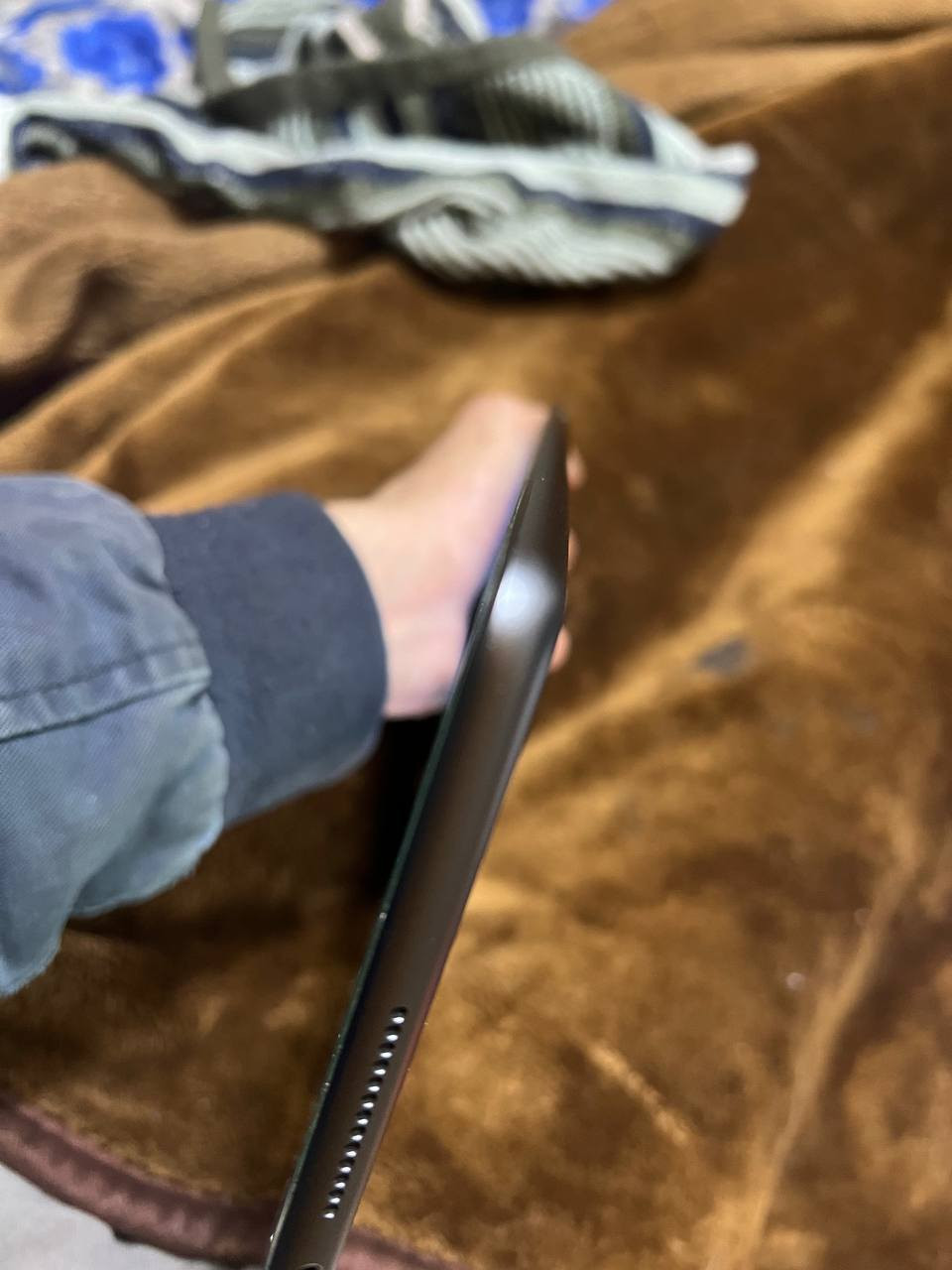 ادمن وافق    السلام عليكم مكاني بغداد  فلكة حي النصر  الشاراي يراسل وقرا المنشور زين 

  شباب  ايباد9 ذاكرا64 بطاريه مادري بس بحدود ال90  جهاز مكفولل كفاله  مداخل تصليح ابد.  مكفول من الشخط 
 بل ببجي شرط اذا كطع لو علك تاخذا ابلاش اني اسمع اهواي يشكون منه ايباد9 يخرج ومدري شنو بس العندي شرط اصورلك هاند كام   كيم كاملع العب على شحن20اذا كطع لو خرج تاخذا ابلاش وشرط بدون افريز العب. الجهاز كلش كلش نضيف  سعر300 بي مجال قليل. ملحقات كامله شرط الاصليه مالته..
 مو تجي اتريد اطير 25 لا مجال قليل الشراي يراسل فقط  رجآن. معجبك السعر روح اتحصل10لو11بهيج سعر تمام. والجديد مال اليباد 9  بس حته اذا يكون ب300روح اخذ جديد تمام. بس الشراي ايراسل


**إذا كنت صاحب هذا الإعلان وتريد حذفه لأي سبب، رجاءا أرسل رسالة إلى الدعم الفني**