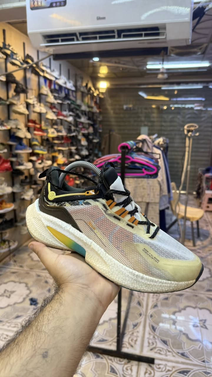 كسر احذية رجالي ماركات عالميه سعر القطعه ١٢ 
مودلز للبالة الاوربية 
📍العنوان 
العمارة/ مجسر حي الحسين القديم السايد مقابل حلويات الحمداني 
متواجدين من ٣ ضهراً الى ١١ونص ليلاً


**إذا كنت صاحب هذا الإعلان وتريد حذفه لأي سبب، رجاءا أرسل رسالة إلى الدعم الفني**