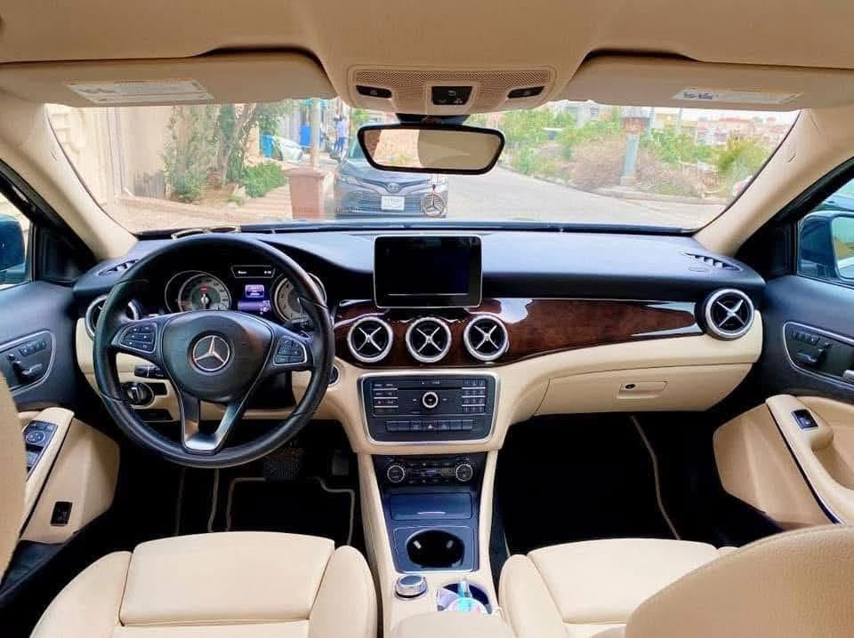 بيع سريع بسعر ١٠٥ ورقة قفل
مارسدس gla250 موديل٢٠١٧ رقم دهوك وارد امريكي ضررها جاملغ وشوية بونيد 
بالعراق مبدل باب السائق فقط
مكان السيارة بغداد اليرموك
التواصل واتساب ***********
