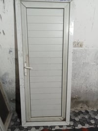 للبيع عن اني زعفرانيه 07742834064قفل قفل ب 70. الف باب و شباك جداد