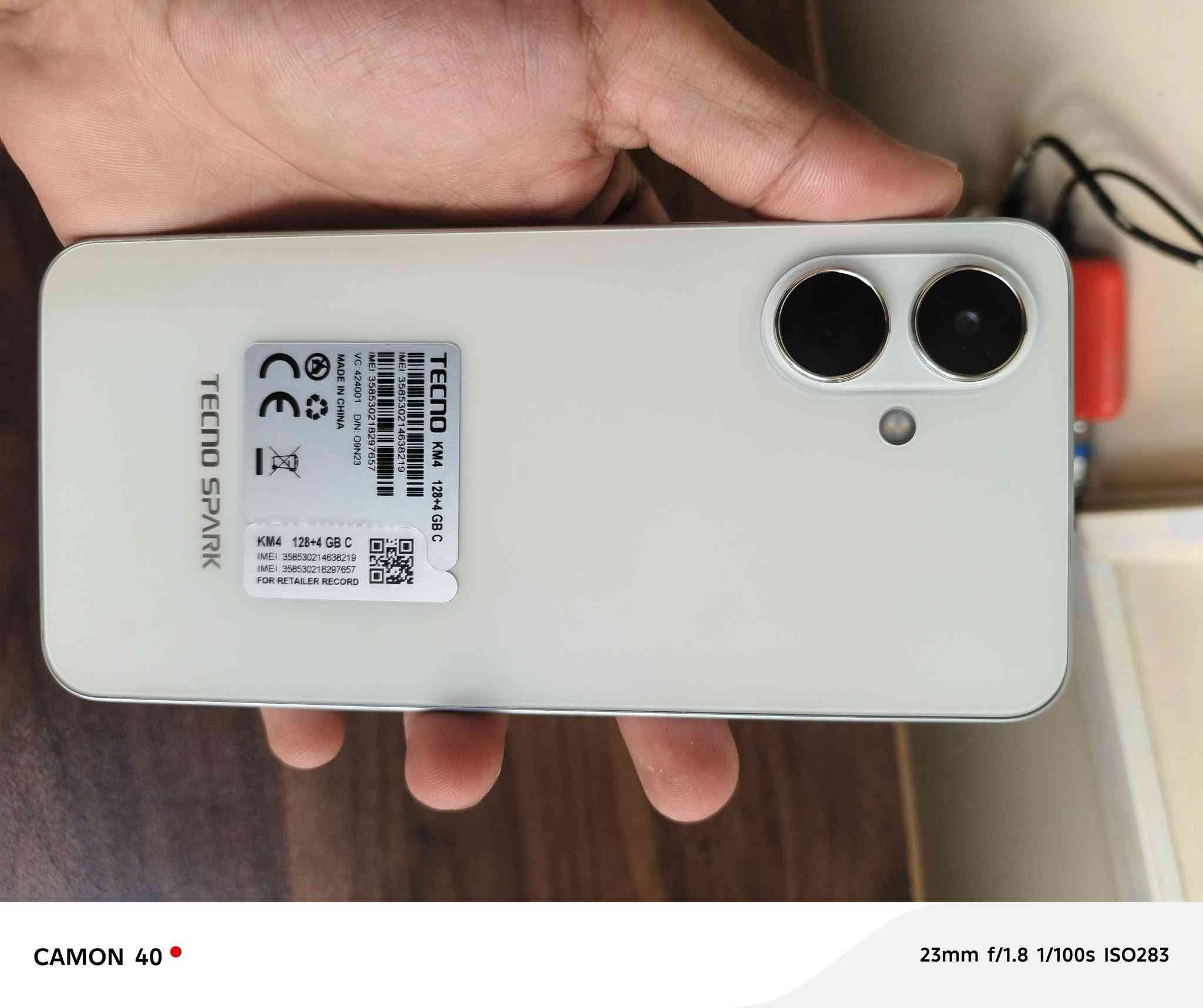 السلام عليكم للبيع موبايل تكنو سبارك go 2 ذاكرته ١٢٨ كيكه جديد صارلي يومين ماخذه حتى الشاحنة بعدها ممفتوحة وكامل ملحقاته ويا كارتونة وشاحنة والكڤر مالتا جديد كلش جديد رايده ب110 الف مكاني شقق بسماية رقمي ***********
