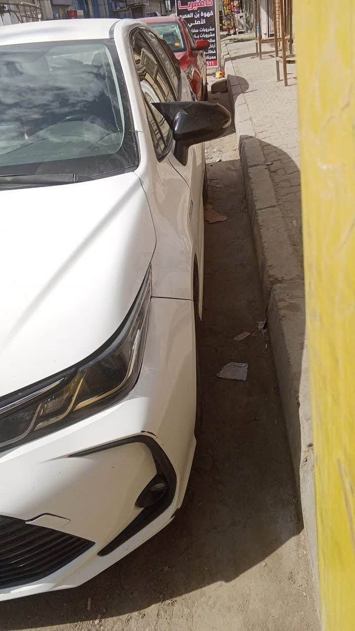 كورلا 2023 هايبرد بيها ثلاث قطع صبغ للبيع 136وبيها مجال *********** بغداد, العراق
