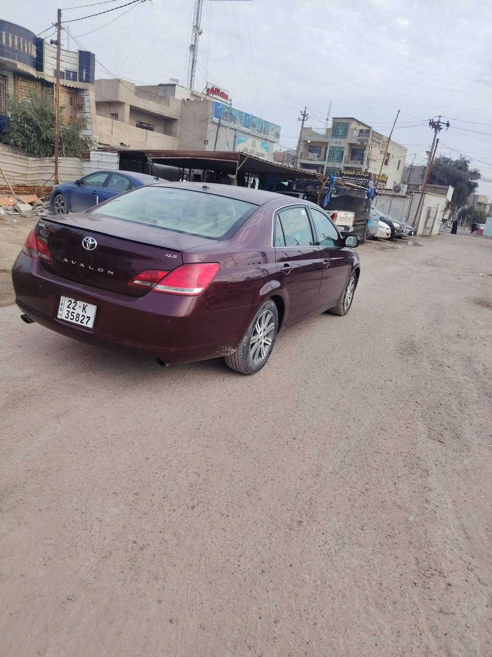 السلام عليكم اخوان للبيع تيوتا افلون موديل 2009 رقم اربيل الدولي رقم وسنويه وهزه كله جديد سياره فول موصفات لاخير سياره كير محرك داخل مكيانيك كله شغال مكفوله كفاله عامه من عده بارد فقط موضح بل سونار السعر 123 ورقه وبيه مجال لشراي للاتصال بل رقم *********** مكان سياره للبيع بغداد, العراق
