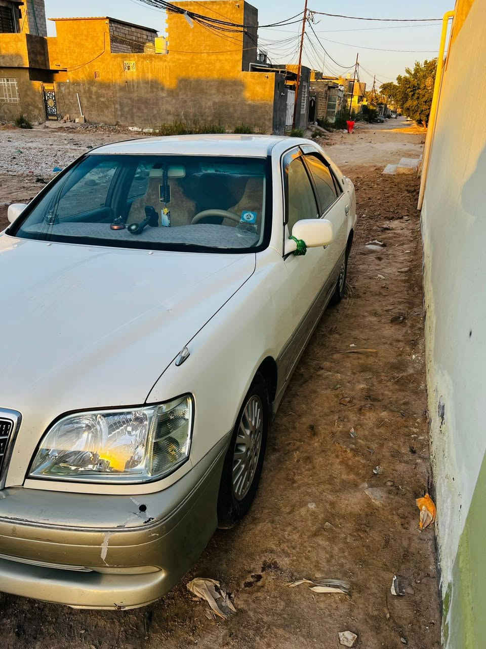 ملكه مكفوله ديفور كبير 3دكم رقمها كركوك معاملتها كامله وكاله او مداور التواصل على الرقم ***********
