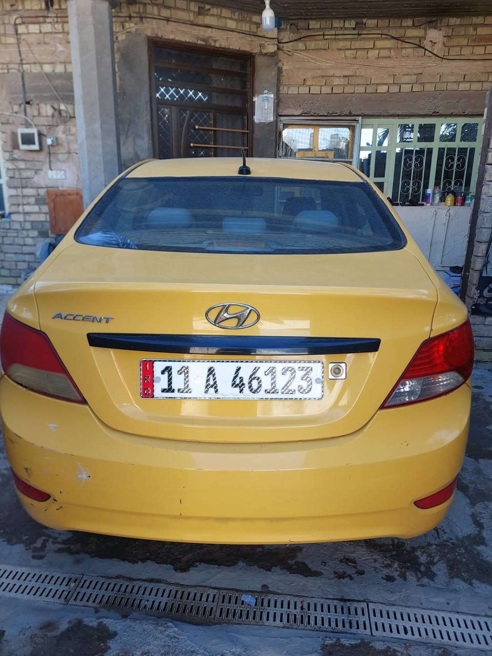 السلام عليكم ورحمة الله وبركاته من رخصت الادمن المحترم سياره اكسنت تكسي وارد اريكي موديل ٢٠١٢ حادثها الجاملغ الخلفي وتبديل الجاملغ الامامي سياره حلوه وجاهزه كير محرك كفاله مكان السياره الزعفرانيه الوليد السياره باسم اخي تحويل ثاني يوم السعر ٨٥ وبيها مجال انشاء الله الاتصال على هاذا الرقم *********** ولشراي يدلل
