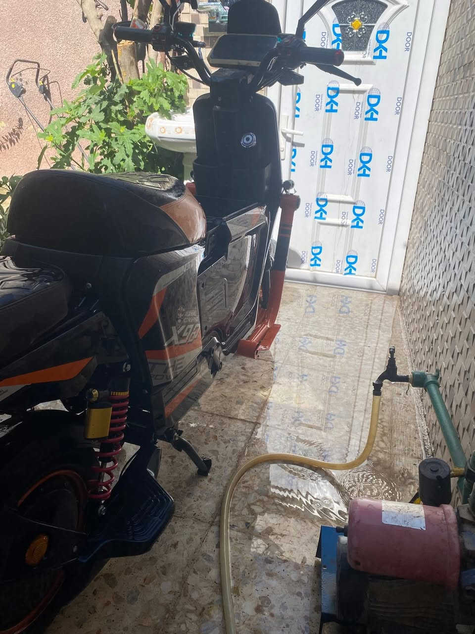 السلام عليكم دراجه. شحن موديل ٢٠٢٥ السم اكس ٩٠٠
السعر ٤٥٠
قفل. مكاني بغداد جسر ديالى رقم ***********
