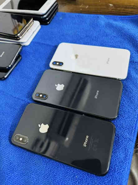 ايفونات اكس و اكس اس 

1 ايفون اكس اس 64 بطاريه 74 كله شغال وبلادي على وضع الشركه سعره 145 الف 

2 ايفون اكس اس 64 مبدل بطاريه وبصمه واكفه الباقي مكفول سعره 125 الف 

3 ايفون اكس 256 كله شغال فقط بصمه واكفه سعره 120 الف 

4 ايفون اكس 64 كله شغال فقط بصمه واكفه سعره 105 

5 ايفون اكس كله شغال فقط سيمكارت مايتصل سعره 95 

مكاني الغزاليه لاستفسار واتساب فقط (***********) 

رابط قنات التلغرام لاجهزه المستخدمه https://t.me/Zh_66i
