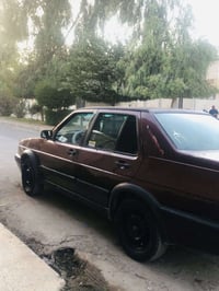 جيتا كولف سياره نضيفه هزه مهزوزه تسقط بشهر تاسع بقت بس يم الرسومات تري...