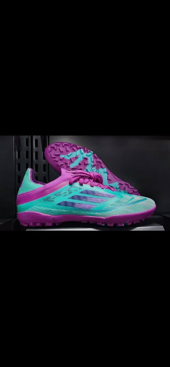 🚀 "F50" عاد من جديد.. السرعة المطلوبة في ملعبك! 🚀
​يا شباب، التشكيلة الجديدة من Adidas F50 وصلت المحل! ⚽🔥
​إذا كنت تبحث عن:
​خفة الوزن: لتتحرك بسرعة البرق في الملعب.
​التحكم الدقيق: بفضل تقنيات أديداس المتطورة في تصميم السطح.
​الثبات: لتضمن ثباتك في أصعب المناورات.
​فهذا هو الحذاء الذي تحتاجه لتكون نجم المباراة القادم!
​📍 متوفر الآن في محلنا في الحصوة.
⚠️ الكمية محدودة جداً، الحق مكانك قبل لا تخلص المقاسات!
​📞 للحجز أو الاستفسار عن المقاسات المتاحة، راسلنا على الصفحة أو زورنا بالمحل.
​#F50 #Adidas #كرة_قدم #ملاعب #تجهيزات_رياضية #الحصوة #بابل #سرعة #احتراف


**إذا كنت صاحب هذا الإعلان وتريد حذفه لأي سبب، رجاءا أرسل رسالة إلى الدعم الفني**