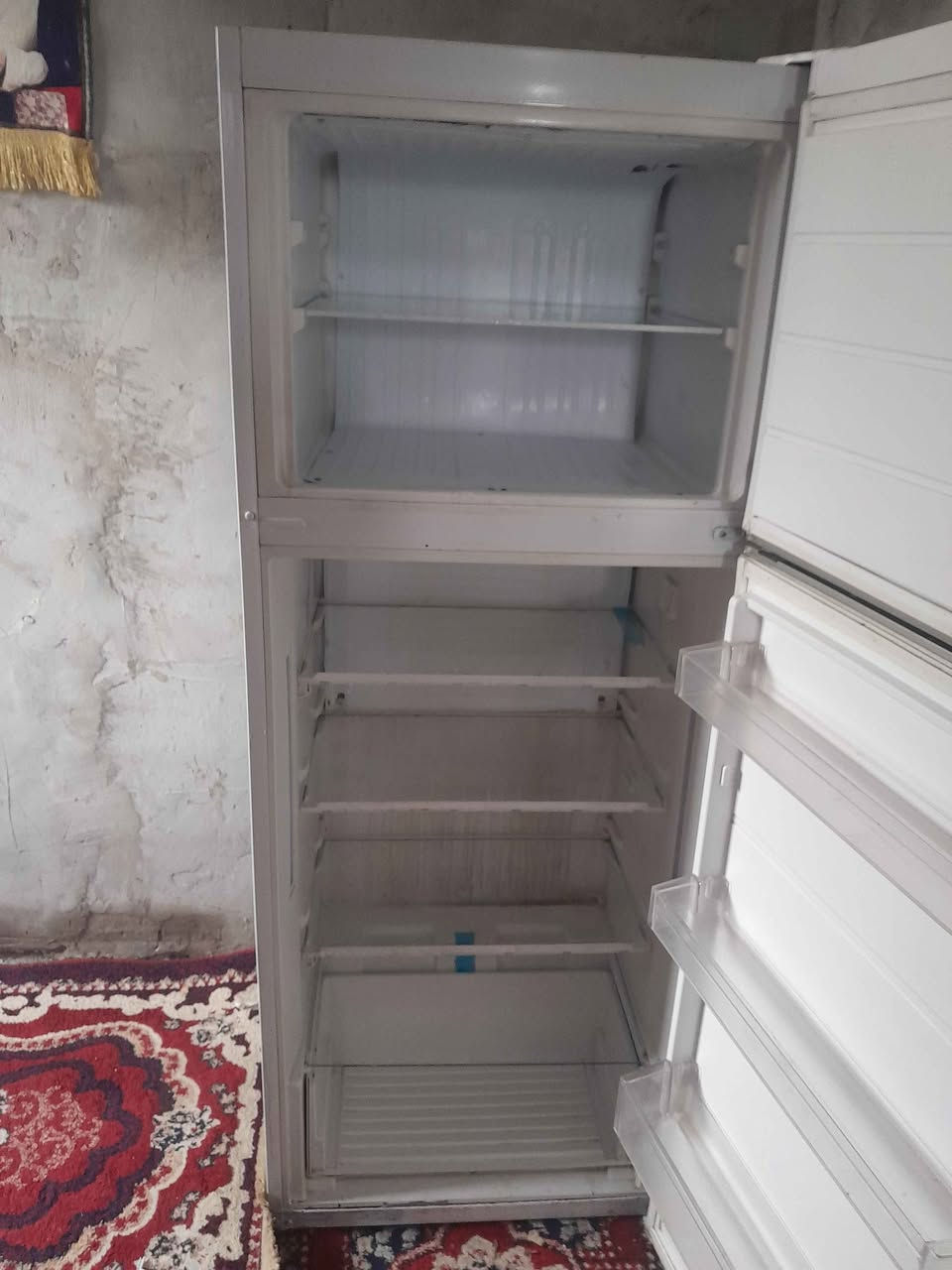 ثلاجة فول تجميد فوك وجوة اخت الجديدة مكاني الحسينية القمانيات *********** الفارس, صلاح الدين
