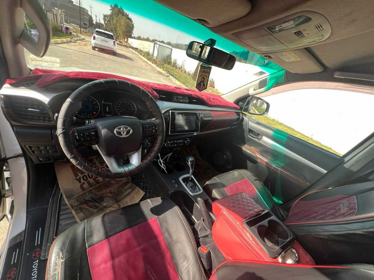 سلام عليكم للبيع بيكم هليوكس دبل قماره موديل ٢٠٢٠ فور ويل العداد ٨٥ الف كامره خلفيه حساسات سويج باقي مواصفات معروفه بالصور  موجود سونار داخل منشور السعر 285 رقم بغداد
لاتصال ***********
