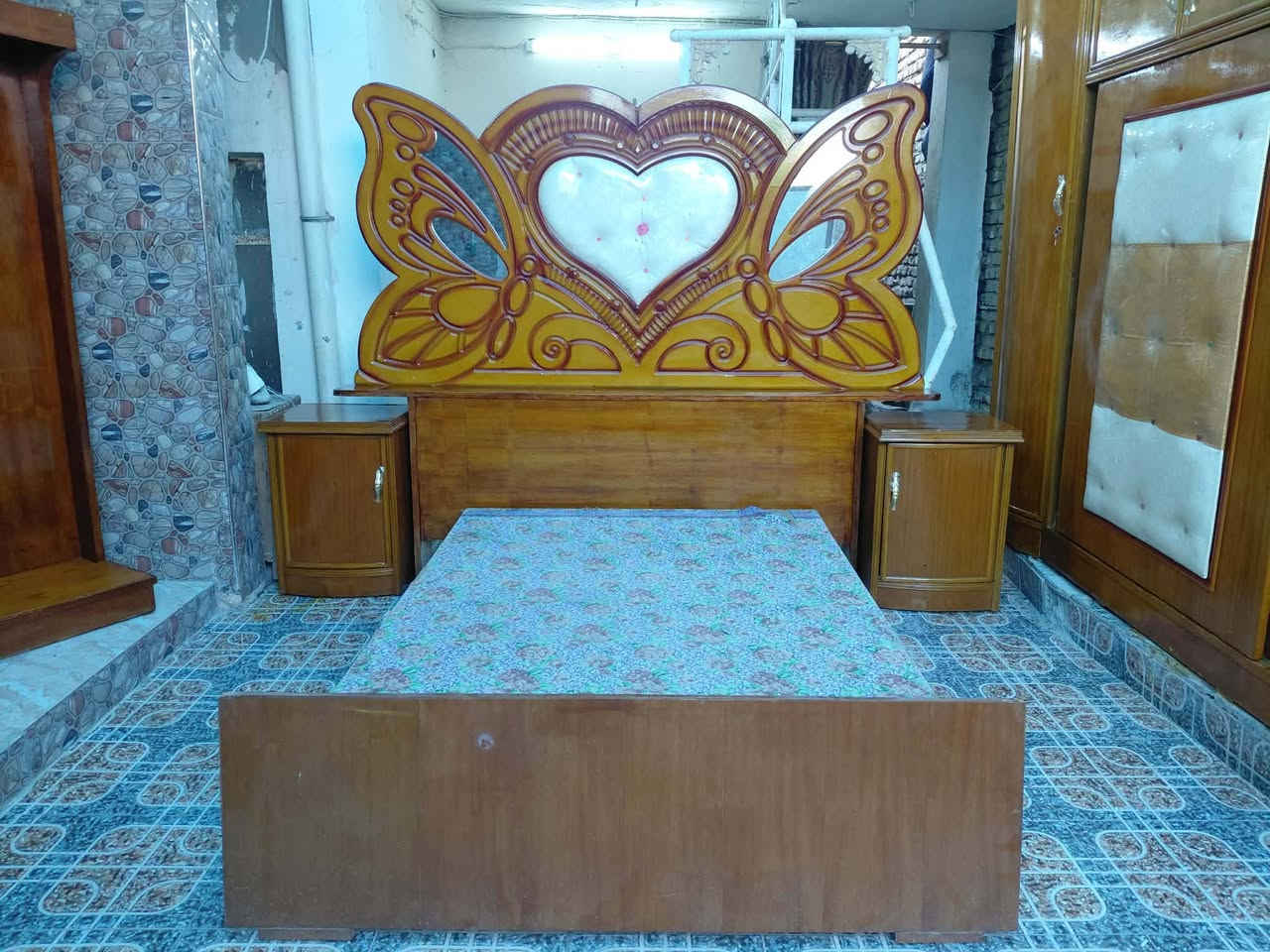 غرفه هاي ام السته طابقين داخل وخارج صاج ضهر جرجوبه خمسه ملم باب النص سلايتت


**إذا كنت صاحب هذا الإعلان وتريد حذفه لأي سبب، رجاءا أرسل رسالة إلى الدعم الفني**