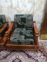 كراسي • ٤ صغار • ٢ كبار