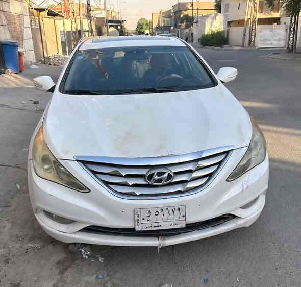 لسلام عليكم سوناتة للبيع مديل ٢٠١١ بغداد بسمي سعر ١٠٠   وبيهة مجال بغداد الكمالية رقم ***********
