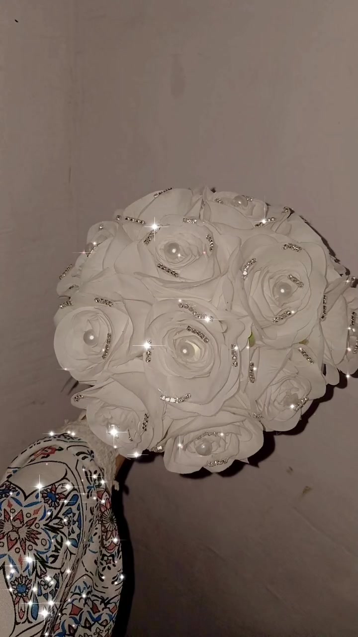 بوكيه الفرح مش مجرد ورد… ده تفصيلة بتكمل جمال العروسة في أهم يوم في حياتها 👰🏻‍♀️💐

متاح التنفيذ اي ديزين تحبوه 💗🎀

للطلب والاستفسار ابعتي رسالة على الصفحة 📩


**إذا كنت صاحب هذا الإعلان وتريد حذفه لأي سبب، رجاءا أرسل رسالة إلى الدعم الفني**