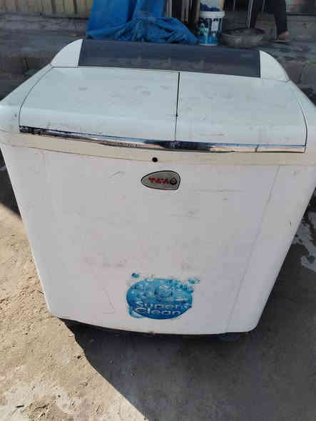 طباخ فرش مصري نضيف جدأ

كربلاء الجاير ***********
