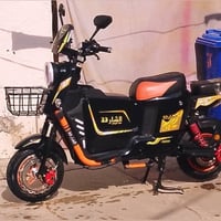 دراجه شحن صارله اقل شهر من طالعه من المعرض بعدهي جديده 5 بطاريات ملف 2...