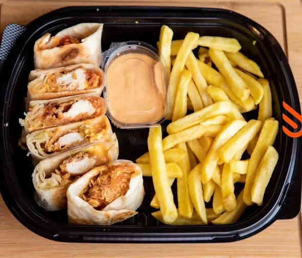 اهلا وسهلا بزبائننا الكرام 😍زبائن مطعم Star food  المميزين دائماً 
نستقبل طلاباتكم يوميا من ساعه 11صباحا والى الساعه الواحده 1ونصف بعد منتصف اليل،🥰  على هذا رقم واكيد بي وتساب 😍
*********** 
***********
خدمة توصيل مجانيه داخل المنطقه العنوان ابو غريب حي شهداء شارع 30 مقابل مجمع كاضم الطبي.
