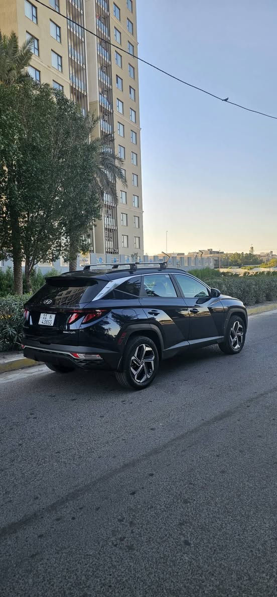 توسان 2024 هايبرد SEL لون [حبري ]
محرك 1600 توربو 
 حادث بسيط بالباب الخلفي الايسر اتصلح نفسه ونصبغ صور الحادث او رقم الشاصي موجودات ويه الصور رقم بغداد بسمي تحويل مباشر للمشتري ايرباك كوشن او برده ضاربات ومصلحات
العداد 24000 الف مايل 
بصمة تشغيل 
دخول ذكي 
كوشن السائق كهرباء 
فور ويل 
تدفئة كشنات 
تحديد مسار 
تحديد سرعة 
كامره خلفيه  
مانع انزلاق 
تحكم ستيرن فول  
شاشة كبيرة ناطقة تدعم كار بلي 
شفتات تحكم بالستيرن
كير و هاند بريك دكم 
جنطة كهرباء 
اربع انظمة قيادة ايكو و سبورت و نورمال
نقطة عمياء  
تشغيل   عن بعد 
تبريد قطعتين
مرقمة بغداد دولي  اباسمي
العنوان : بغداد حي العامل 
السعر  200 ورقه او مراوس حسب القناعه
 للأستفسار ***********
متوفر واتساب
