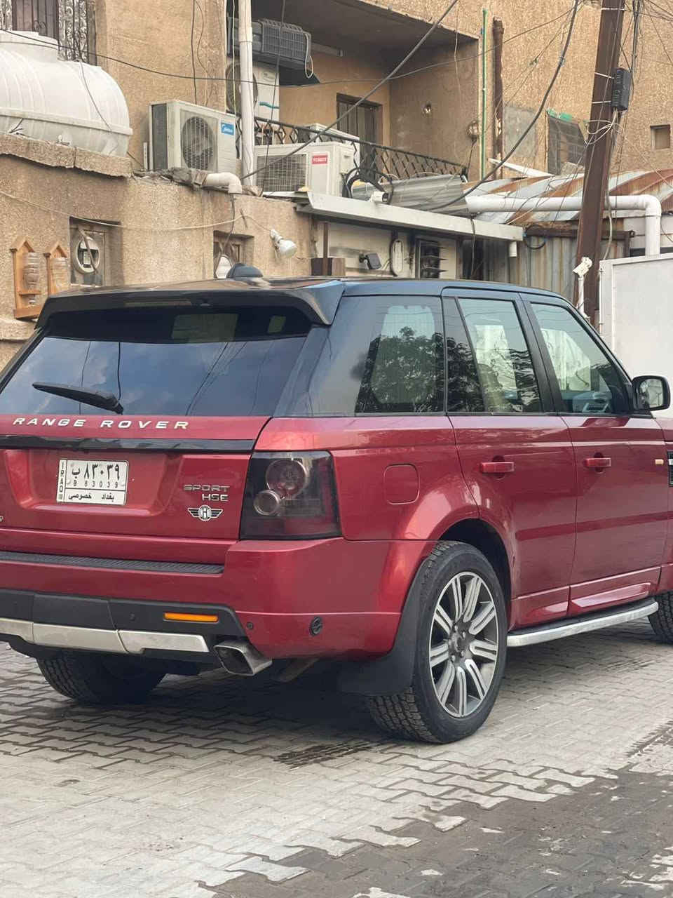 رانج روفر سبورت 2008 شكل 2013
بغداد الجديدة ***********
السيارة بيها منظومة غاز يعني انسى الصرف والدوانز وانسى الفيت بم
مكينة بدون سوبر جديدة
كير عليه ادامة جديدة فلتر ودهن
صدر امامي خلفي نظيف لا طكة ولا صوت
3 شاشات
منظومة زينون 
تبريد خير من الله 
الجوبلسات خير من الله 
ماطور اشتريتة جديد مال تفصيخ مامشدود لان مسويها گصب يعني تبقى مستوى واحد شوكت ما يعجبك ترجعها بلادي
كشنات كهرباء وتدفئة
مقود كهرباء 
سلايد روف
حادثها بنيد وجاملغ امامي
وجاملج خلفي بيه كلير
طوافة البانزين عاطلة
السعر 110 وبيها مجال بسيط بغداد, العراق
