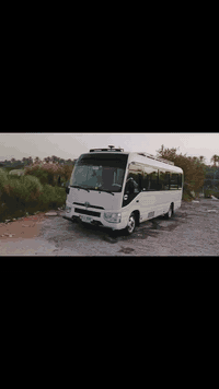 سلام عليكم كوستر للبيع 2018 سياره جاهزه متخسر عليهه ربع للستفسار ***********
