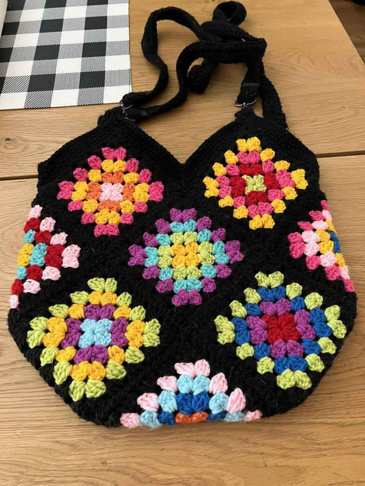 #كروشيه 🎁#للطلب راسلوني 🎫#متوفر خدمة توصيل 🚗 🚘 🚗#لكافة محافظات العراق 🇮🇶حياكه يدويه باايادي #محترفات وبااجواد انواع الخيوط التركيه المميزه للطلب والاستفسار ومعرفه الاسعار والاحجام مراسله الصفحه يوجد خدمه توصيل لكافه المحافظات 🚗⚘للطلب راسلوني عل الخاص


**إذا كنت صاحب هذا الإعلان وتريد حذفه لأي سبب، رجاءا أرسل رسالة إلى الدعم الفني**