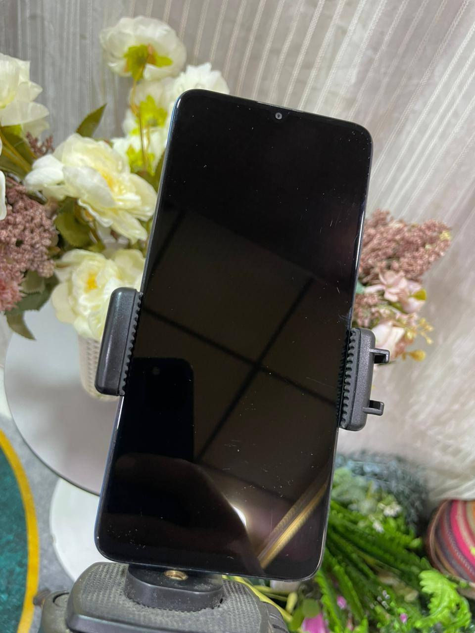 جهاز هونر X7 ذاكره 128 كيكه رام 6 بطاريه 5000 منفذ الشحن تايب سي دبل سيم او رام خارجي معالج سناب دراكون 680 ببجي 60 فريم بصمات 2 الاصبع جانبي او وجه جهاز شرط كل جسمه بلادي مامفتوح او حيل نضيف للبيع او مراوسه سعر 125 الف بي مجال شراي اتصل *********** واتس اب موجود
