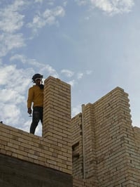 خلفه بناء درجة اولى  مقاولات عامة   ترميم الدور بغداد فقط للتواصل 0771...