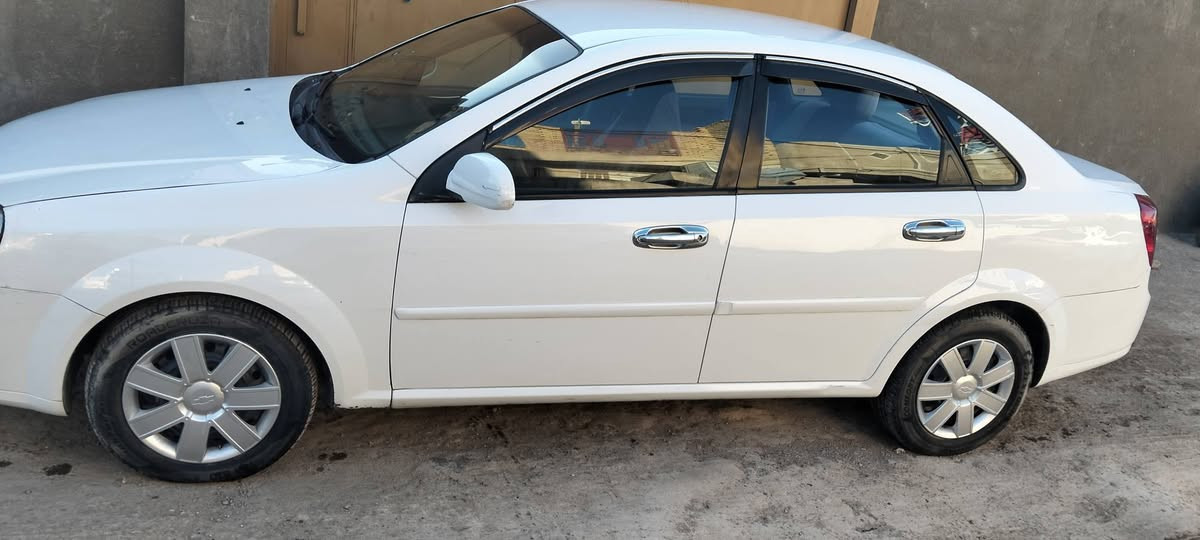 اوبترا خليجي مديل 2011السياره بيه سونار رقمه واسط انكليزي مكان السياره واسط الكوت حي الحكيم سعره 74
رقم الهاتف بي واتساب ***********
