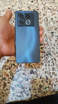 نوت 40 5G • ٢٥٦ • ملحقات كاملة