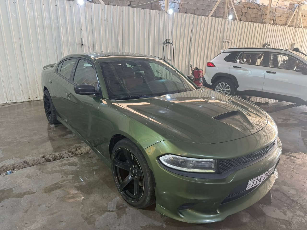 السلام عليكم
جارجر 2019 Gt خليجي رقم بغداد
ماشيه 56 الف ميل 
بدون صبغ بيها بارد نص باب السايق وبعض الملاحظات 
مواصفات فتحه كشن جلد دركه كاربون فايبر rpm 
السعر 245
مكانها ناصريه مركز
***********
