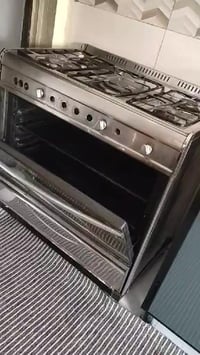 فرن • سعر مناسب • نضيف