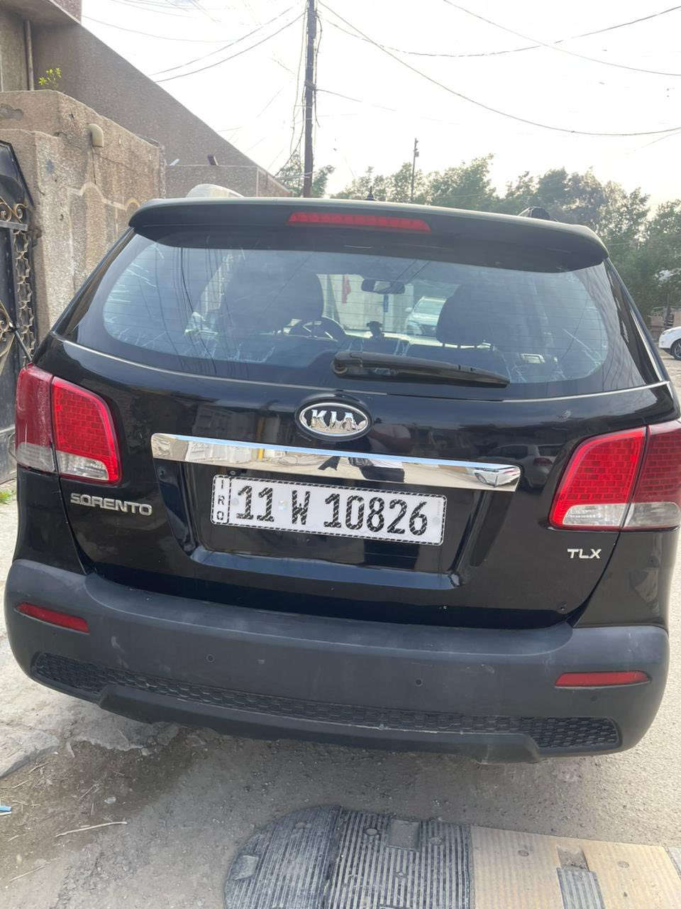 كيا سورنتو موديل ١٣ وارد أمريكي الحادث مالتها حالوب بالقمارة
السيارة مكفوله كفالة عامة التحويل مباشر بأسمي وبيها صبغ بالبنيد اثر جراد محرك جديد مالتها موديلة ٢٠١٩ 
السعر ١٣٠ ورقة الاتصال ***********
