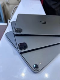 مجموعه ايبادات ابل وريد ماجك وموبايلات يتوفر بيع وشراء ومرواس  ويوجود ...