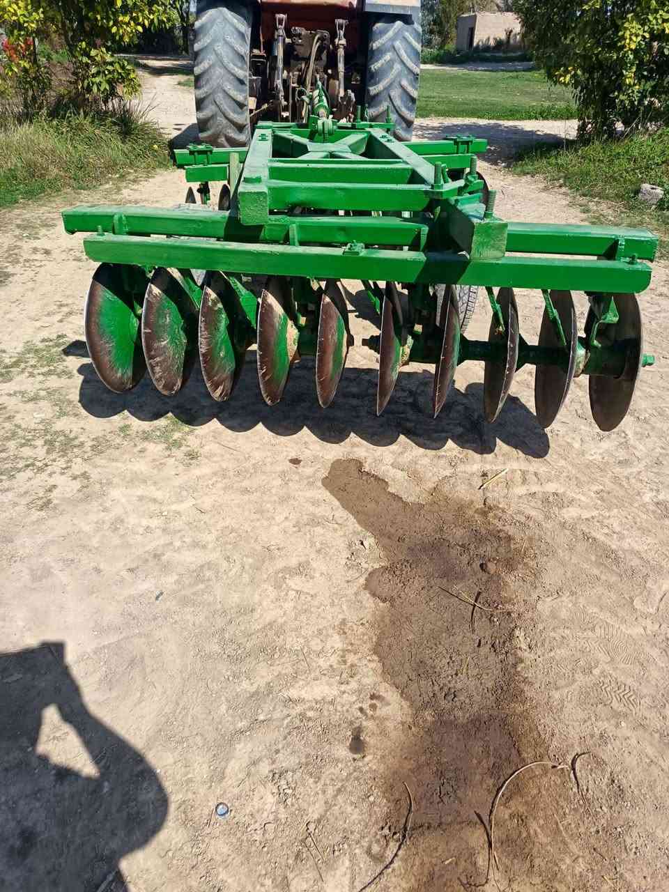 سلام عليكم دسك للبيع حجم 20 نضيف شرط الصفط وهاذ رقمي ***********
